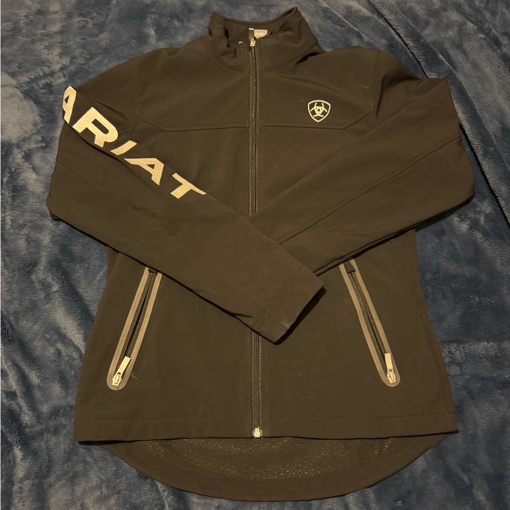 Women’s Ariat soft shell jacket